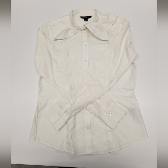Brooks Brothers Tops - Brooks Brothers White Bow Collar Button-Down Shirt Women's Size 2